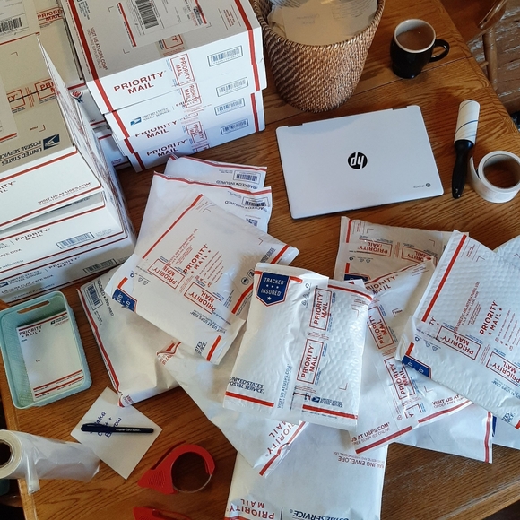 Bookmark Stephanie's Closet - Picture 7 of 9